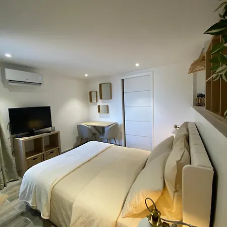 Entree Independante *