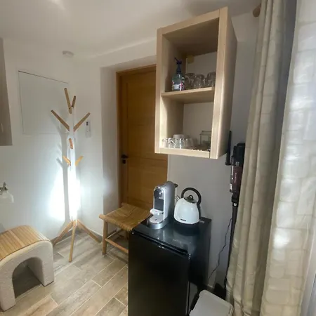 Entree Independante *